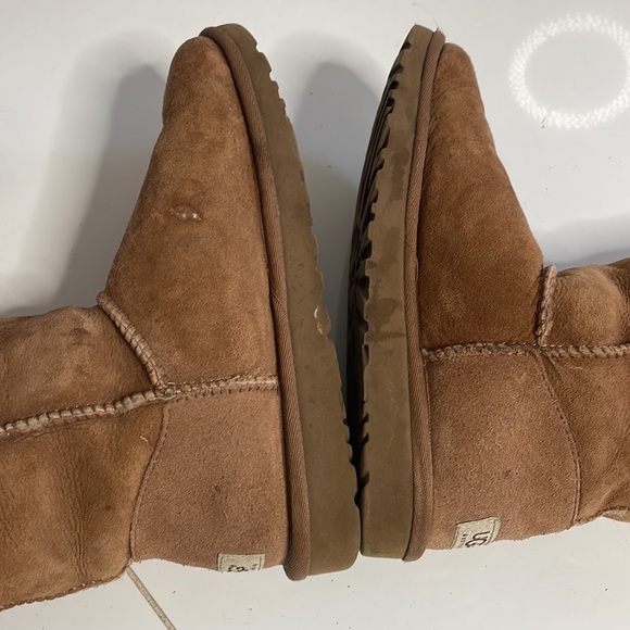 UGG Bailey Button Triplet II Boot #6 - Picture 8 of 11